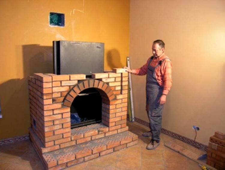 Poêle-cheminée à faire soi-même: commande de maçonnerie, instructions pas à pas, équipement, dessin comment faire une cheminée en brique