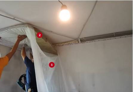 Comment insonoriser le plafond d'un appartement sous plafond tendu