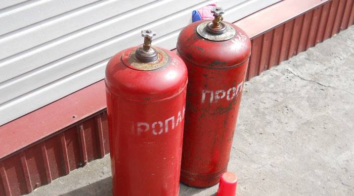 Réducteur de pression pour un réservoir de gaz: principe de fonctionnement, caractéristiques de conception et instructions de remplacement