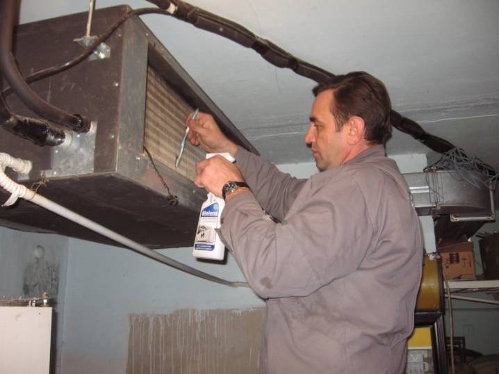 Climatisation avec apport d'air frais : l'appareil et le choix d'un système split d'alimentation