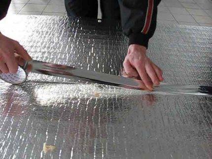 Isolation pour un sol à eau chaude: règles de choix et de pose