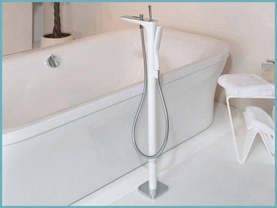 Comment changer le robinet de la cuisine: démonter l'ancienne version et en installer une nouvelle