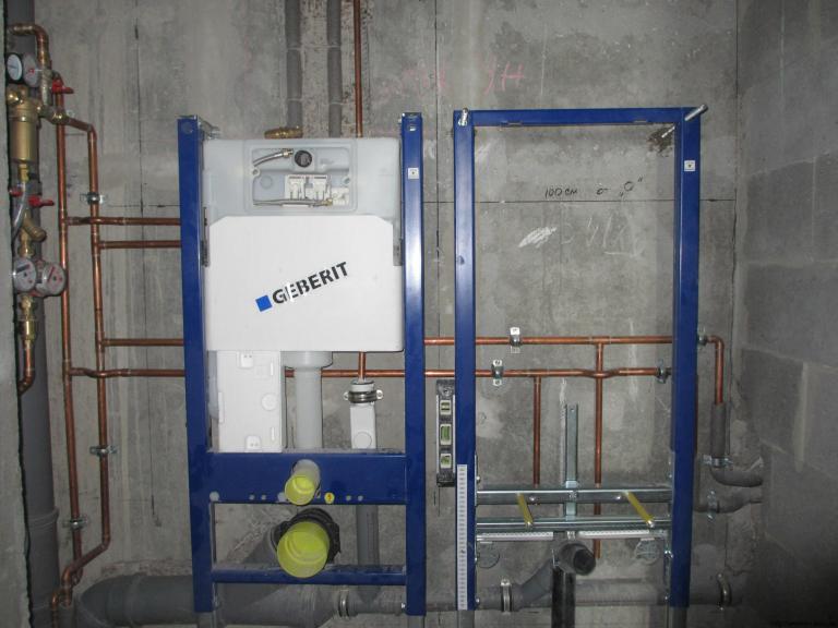 Comment choisir une installation de toilettes : un aperçu des conceptions et des conseils avant d'acheter