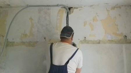 Remplacement du câblage électrique dans une maison à panneaux de vos propres mains