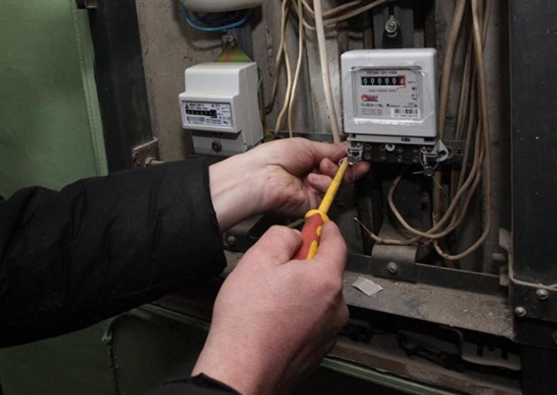 Remplacer un compteur électrique : la loi, comment le changer gratuitement