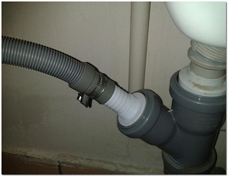 Manchette pour vidanger une machine à laver : une bande élastique pour vidanger à l'égout, 32x25, 50x25 et autres. joint pour le raccordement d'une machine à laver, sélection et installation