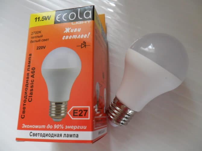 Lampes LED Ecola (Ecola): aperçu de la gamme, avantages et inconvénients, avis des consommateurs