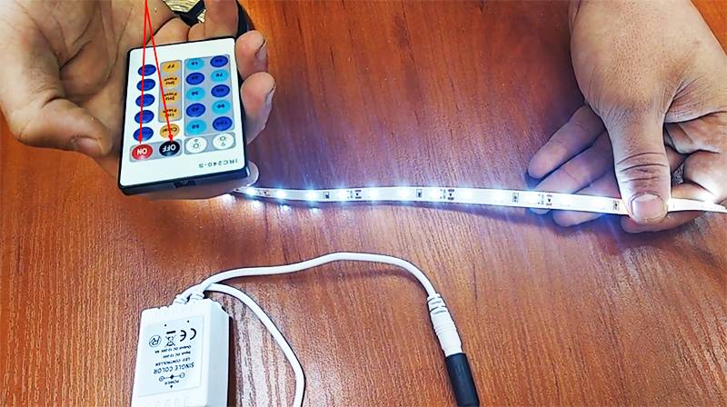 Comment connecter les bandes LED entre elles
