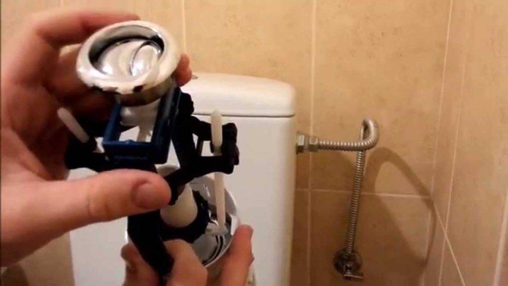 Caractéristiques de la réparation des réservoirs de chasse d'eau avec un bouton ou deux