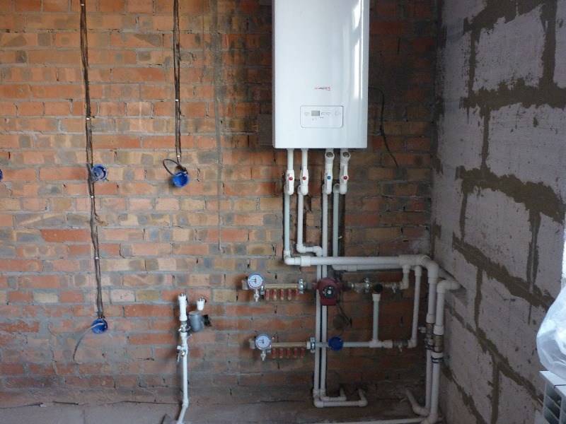 Installation d'une chaudière gaz murale : installation à faire soi-même dans le respect des normes