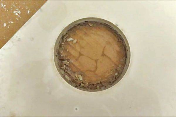 Comment faire un trou dans un carrelage sans perceuse