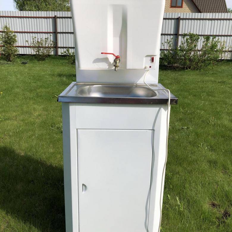 Lavabos de campagne à eau chauffée: caractéristiques et avantages