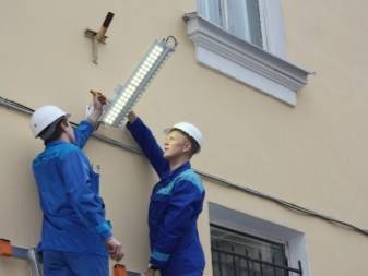 Lampes LED linéaires: caractéristiques, types + nuances de montage des lampes linéaires