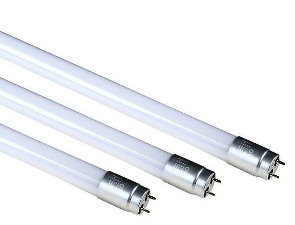 Lampes LED linéaires: caractéristiques, types + nuances de montage des lampes linéaires