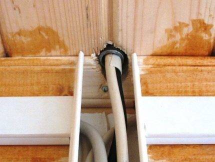 Câblage dans une maison en bois: règles de conception + installation étape par étape