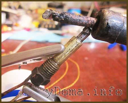 Thermocouple dans une cuisinière à gaz: principe de fonctionnement + instructions pour remplacer l'appareil