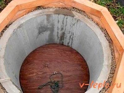 Isolation de puits à faire soi-même pour l'hiver: un aperçu des meilleurs matériaux et méthodes d'isolation