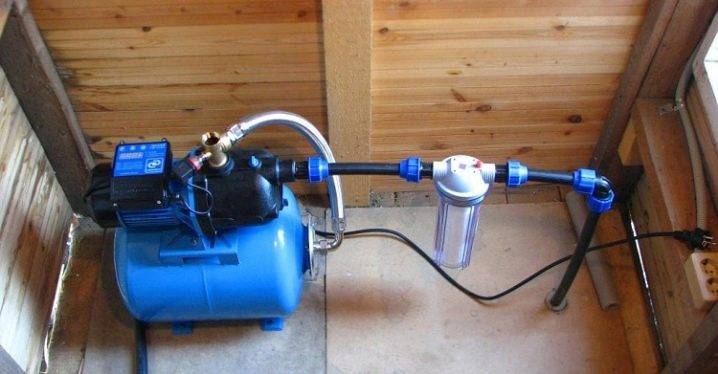 Comment un accumulateur hydraulique est agencé et fonctionne