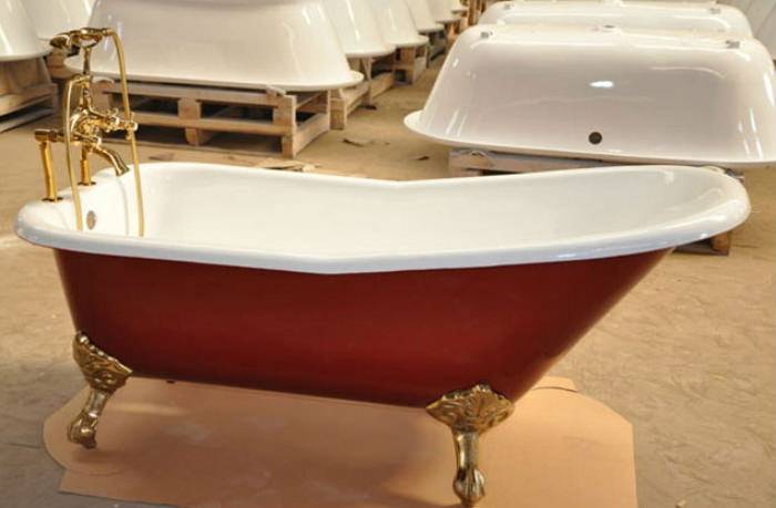 Avantages et inconvénients de la baignoire en acrylique, méthodes de réparation et règles d'entretien