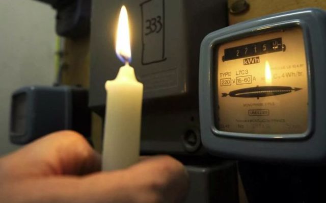 Éteint la lumière dans la maison - où appeler, quoi faire et comment être