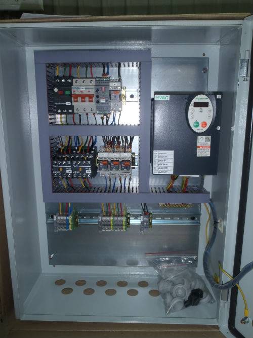 Armoire de commande de pompe : types, schémas de connexion, aperçu des modèles populaires