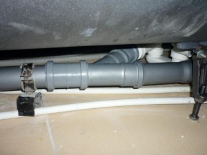 Remplacement d'un égout en fonte par un égout en plastique