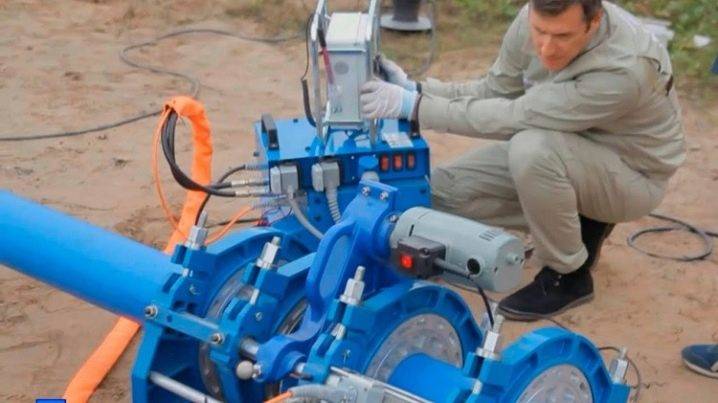 Machine à souder pour tuyaux en polyéthylène: laquelle est préférable d'acheter et comment l'utiliser correctement