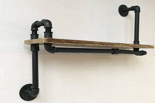 Support de tuyau en pvc à faire soi-même