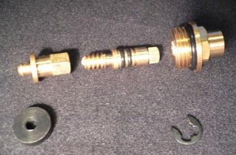 Comment changer le coffre de la grue, compte tenu de sa taille