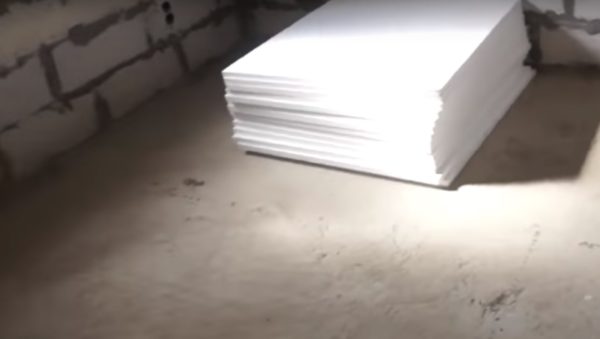 Plancher d'eau chaude dans une maison privée: schémas, règles de l'appareil + instructions d'installation