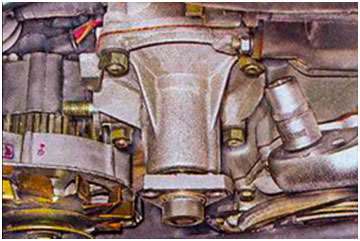 Liquide huileux qui coule du radiateur