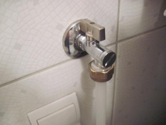 Robinet de machine à laver : aperçu de la conception + instructions d'installation