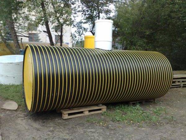 Conceptions de fosses septiques sans pompage: aperçu et comparaison de 4 options les unes avec les autres