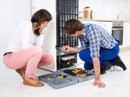 Pourquoi le réfrigérateur ne s'éteint pas : un aperçu des pannes fréquentes et comment les réparer