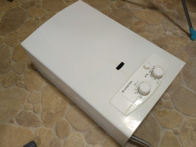 Instruction geyser ariston. comment allumer un geyser ariston: activation des fonctionnalités et précautions de sécurité lors de l'utilisation. pose chauffe eau gaz