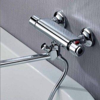 Comment choisir un robinet de salle de bain avec douche: types, caractéristiques + note du fabricant