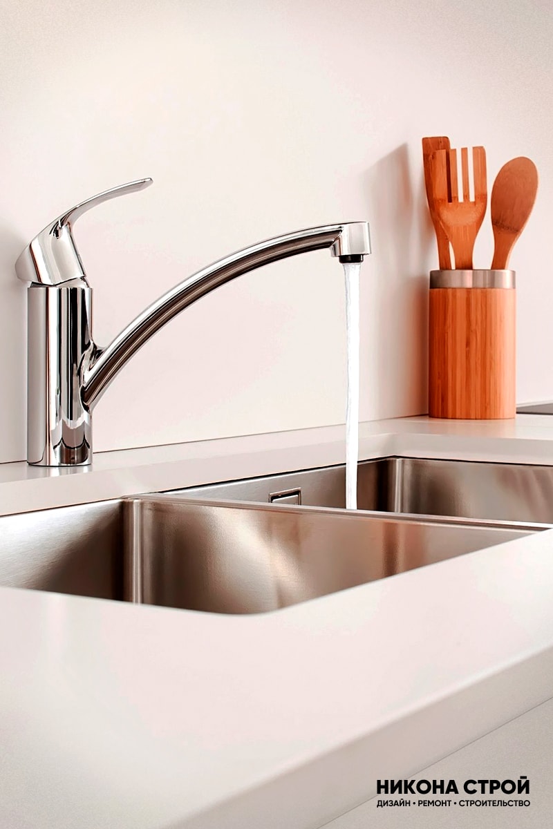 Quel robinet de cuisine est préférable de choisir: haut ou bas, caractéristiques de conception, entreprises