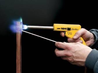 Évaluation des mini-brûleurs à gaz: les sept meilleures offres + ce qu'il faut rechercher lors du choix