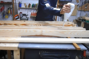 Cintre de sol en bois DIY : idées créatives + instructions de montage