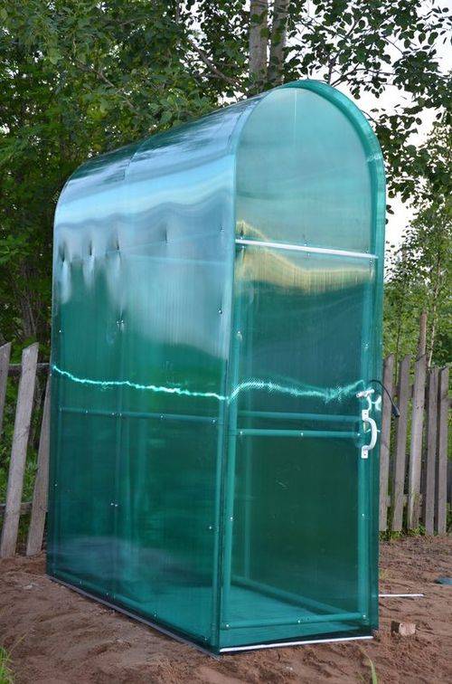 Faire une douche en polycarbonate de vos propres mains