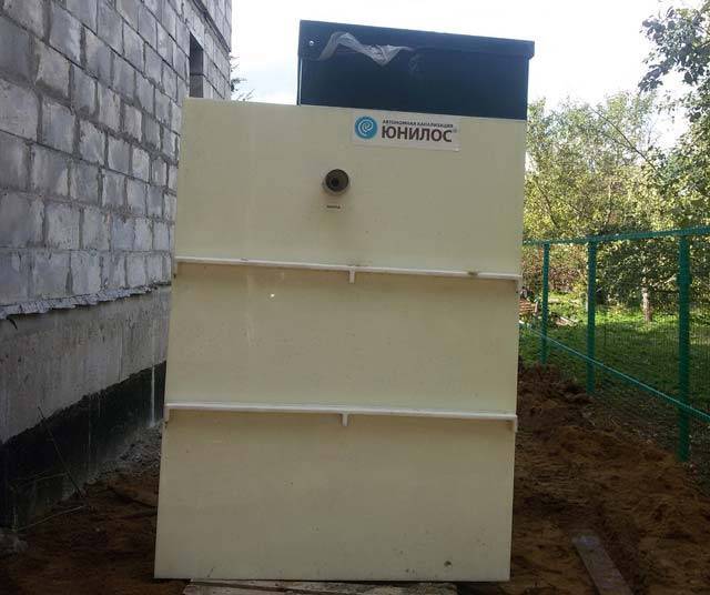 Fosses septiques Sani : gamme présentée au consommateur, avantages et inconvénients, recommandations à l'acheteur