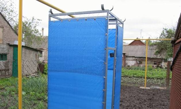 Placard sec à faire soi-même pour les chalets d'été: un guide étape par étape pour construire un placard sec en tourbe