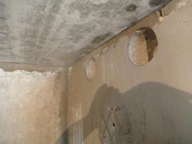 Ventilation dans la cuisine avec une cuisinière à gaz dans un appartement et une maison privée: instructions d'installation vidéo à faire soi-même, coupe transversale du conduit du système, exigences, clapet anti-retour, grille avec saillie de ventilation,