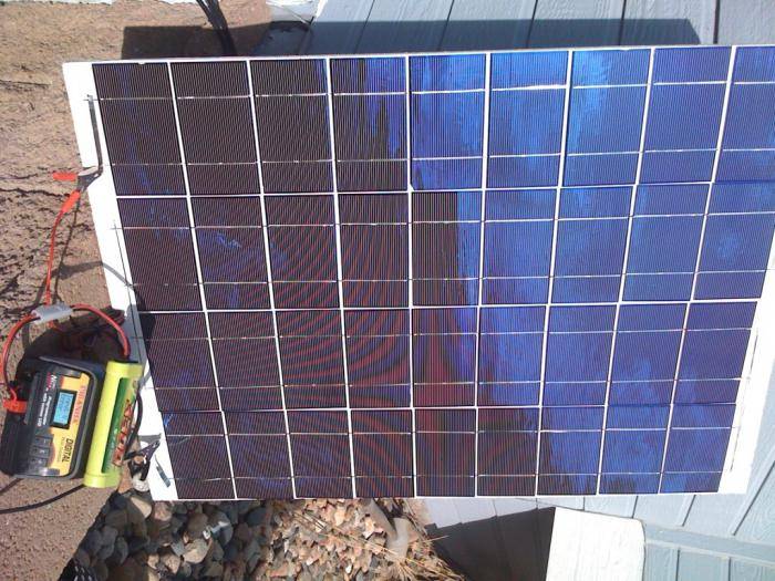 Batterie solaire à faire soi-même: comment la fabriquer à la maison, un panneau pour la maison, fait maison à partir de moyens improvisés