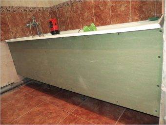 Comment installer une baignoire de vos propres mains: un guide d'installation étape par étape