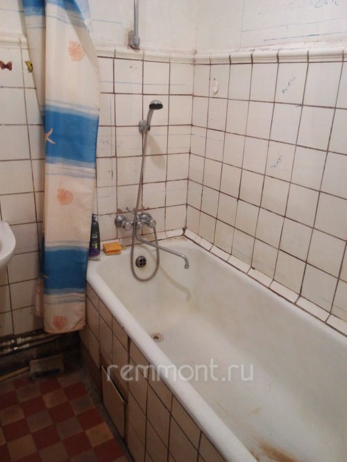 Où est la colonne montante dans la stalinka à cinq étages