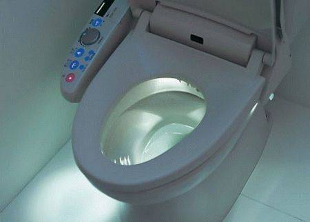 Toilettes électroniques : appareil, types + revue des meilleurs modèles du marché