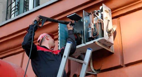 Comment nettoyer votre climatiseur à la maison