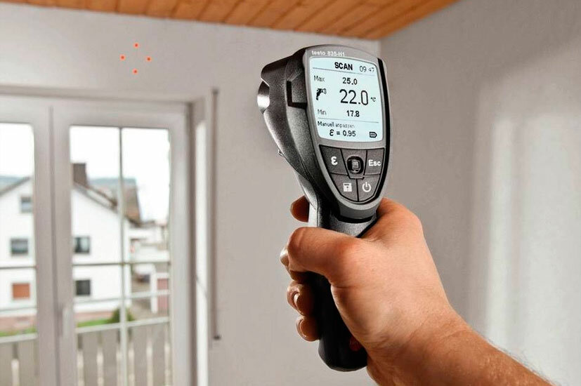 Instrument de mesure de l'humidité de l'air : intérieur, appartement, vues, vue d'ensemble, hygromètre, appelé, et sa température, psychromètre, | réparations! | portail d'information