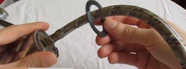 Comment démonter et réparer des mitigeurs à levier unique de différents types